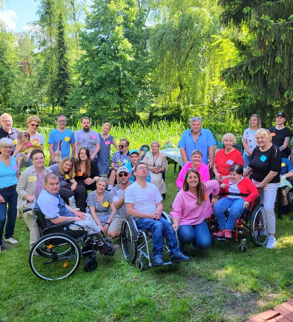 Asystenci osób - z niepełnosprawnościami